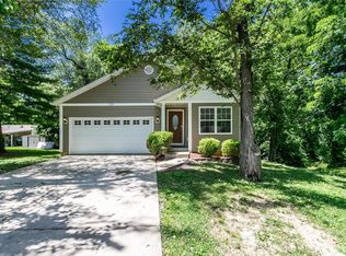 328 Liberty Rd, Fairview Heights, IL 62208