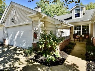 2 Community Dr, Avon Lake, OH 44012