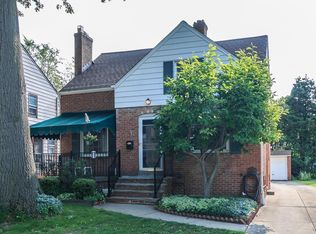 1005 Argonne Rd, South Euclid, OH 44121