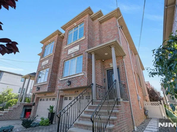 434 Nelson Avenue, Cliffside Park, NJ 07010