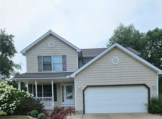 1916 W Tuttle Park Rd, Madison, OH 44057