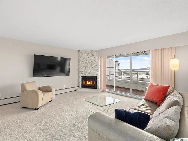 15010 Roper Ave #302 — Photo 8