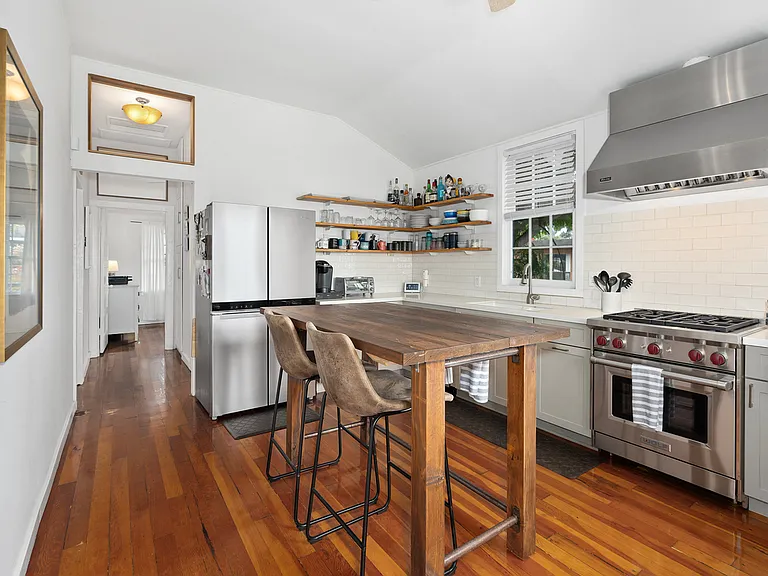 215 N Rios Ave — Photo 14