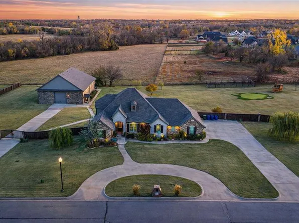 1754 High Ridge Dr, Blanchard, OK 73010