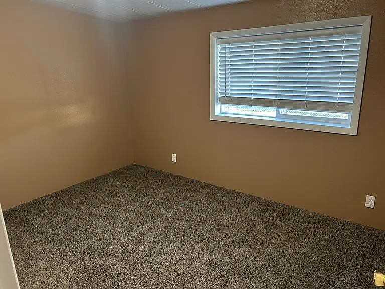 209 Pintler St — Photo 34