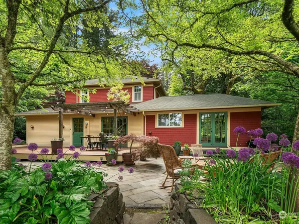 10810 SW Bank Road, Vashon, WA 98070