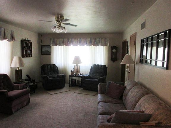 2nd image of 502 N Cain Ave
