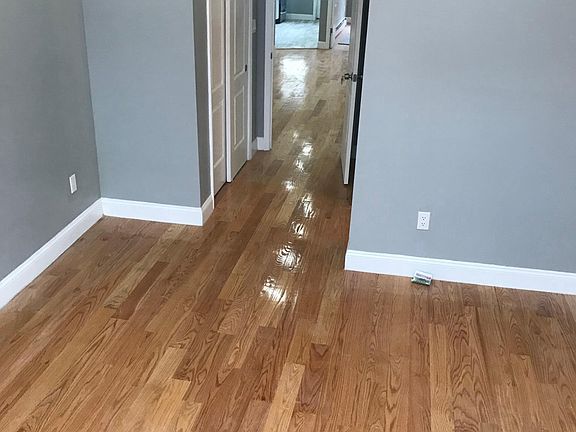 5th image of 2747 27th St