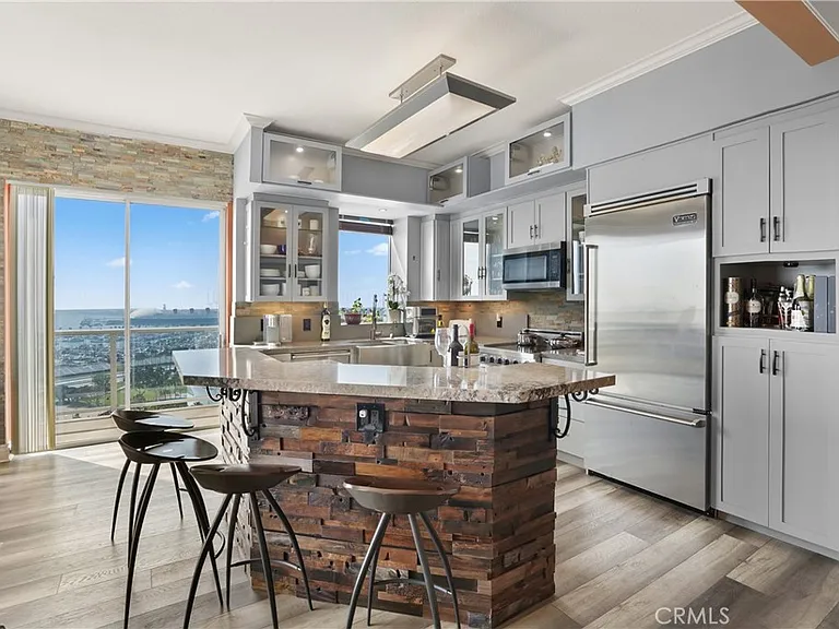 488 E Ocean #P2 — Photo 14