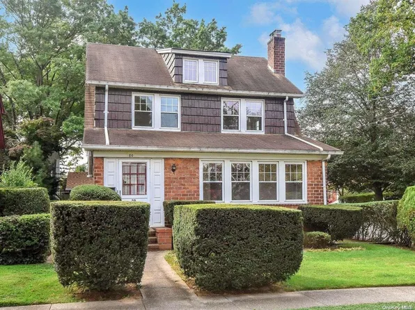 80 Highland Avenue, Port Washington, NY 11050