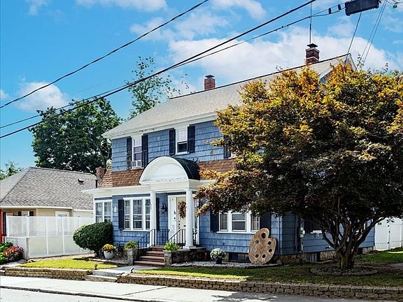 3rd image of 16 Hallenan Ave