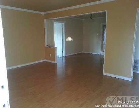 2nd image of 111 Dartmoor Dr