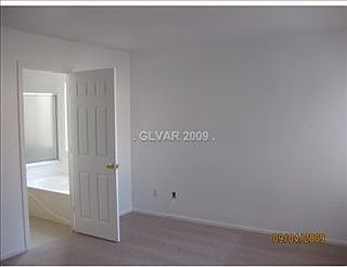 3rd image of 246 Shelhorn St