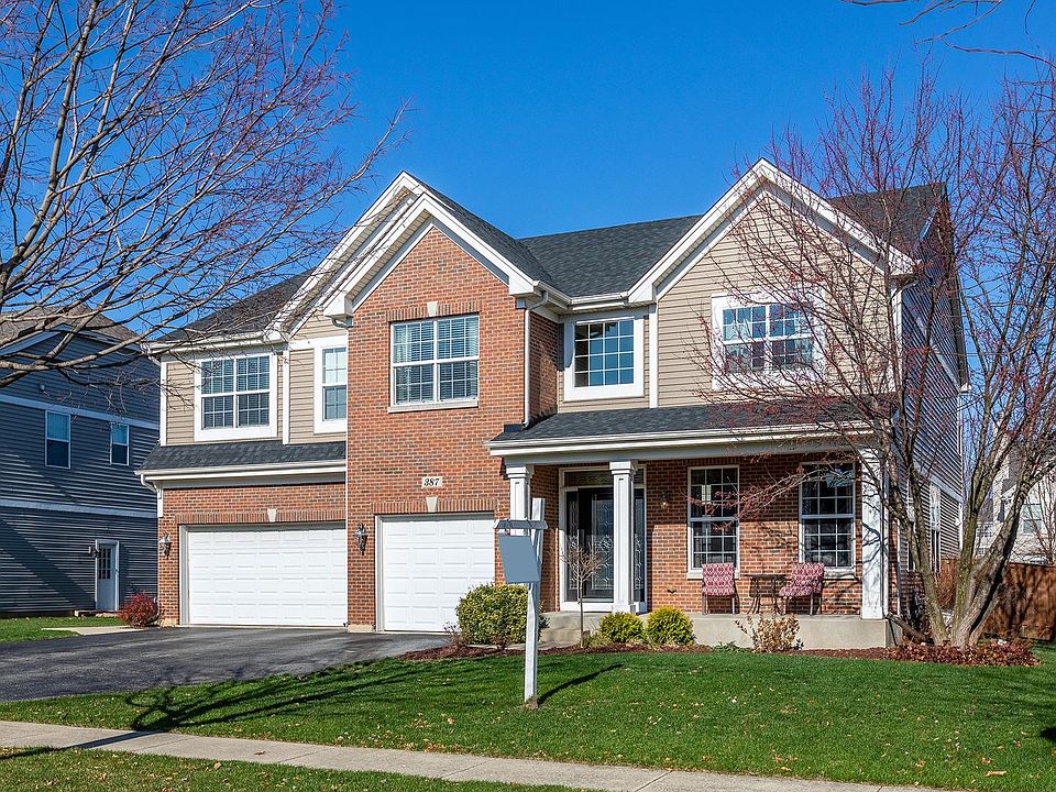 1st image of 387 Heritage Woods Dr