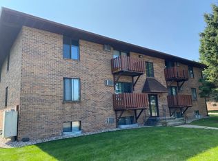 1640 W Weiland Ln APT 9, Appleton, WI 54914