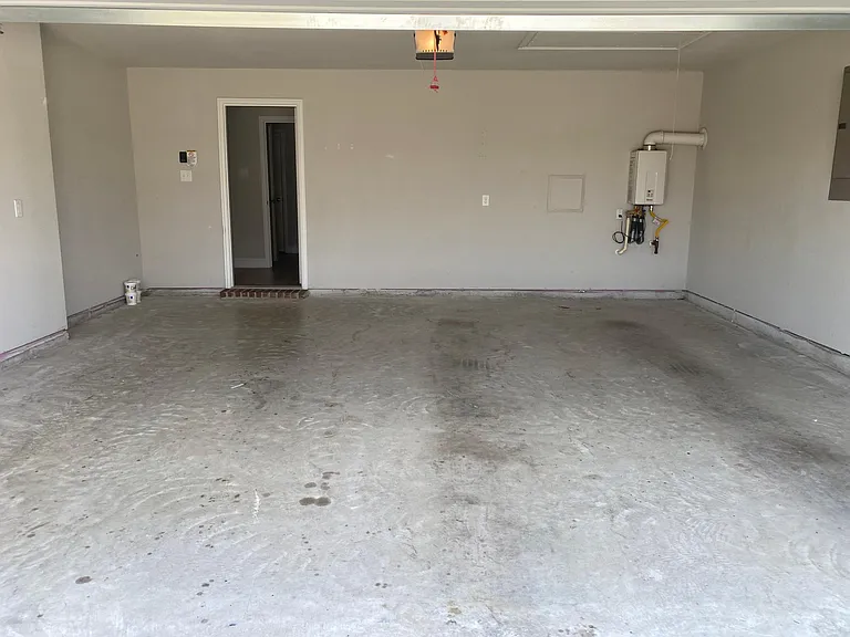 2258 Templin Ave — Photo 17