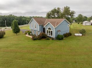 19704 Fightmaster Rd, Trimble, MO 64492