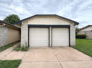 12119 Tambourine Dr, Stafford, TX 77477