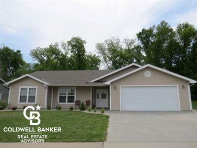 321 Stone Dr, Manhattan, KS, 66503