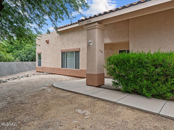 3rd image of 1559 N Paseo La Tinaja