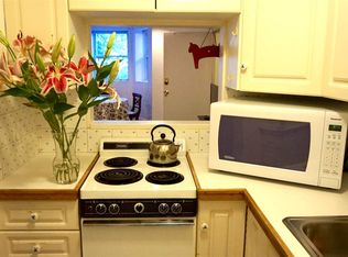 33 Inman St #A, Cambridge, MA 02139