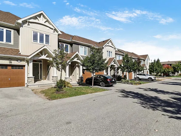 15 Gregory Ave, Collingwood, ON L9Y 0Z5