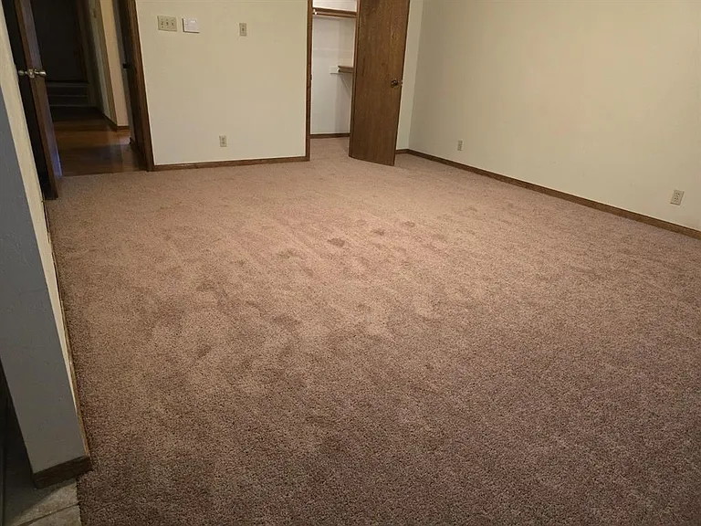 9903 Grand Oak Dr — Photo 33