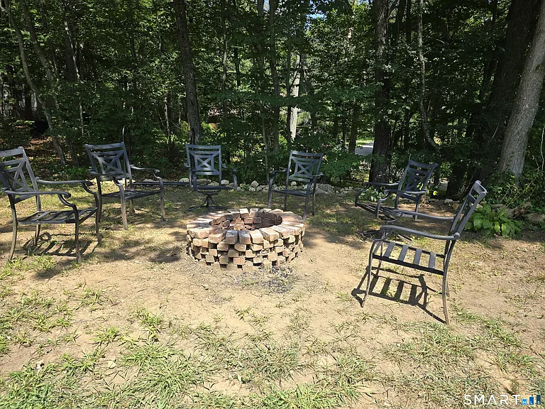 55 Dogwood Rd — Photo 18