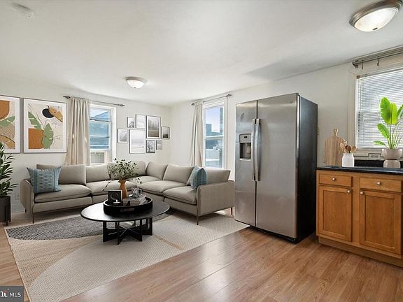 2nd image of 805 N 26th St #3