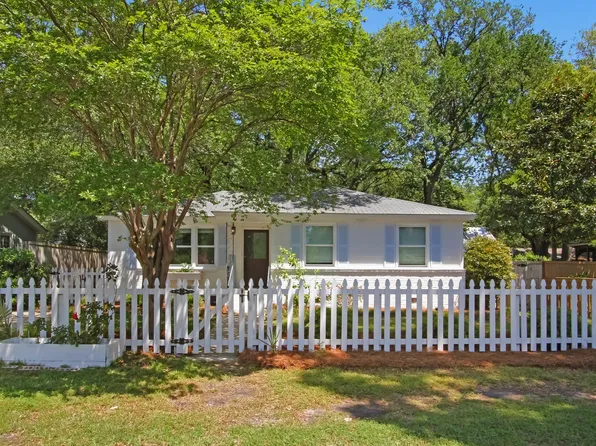 1440 Moultrie St, Mount Pleasant, SC 29464