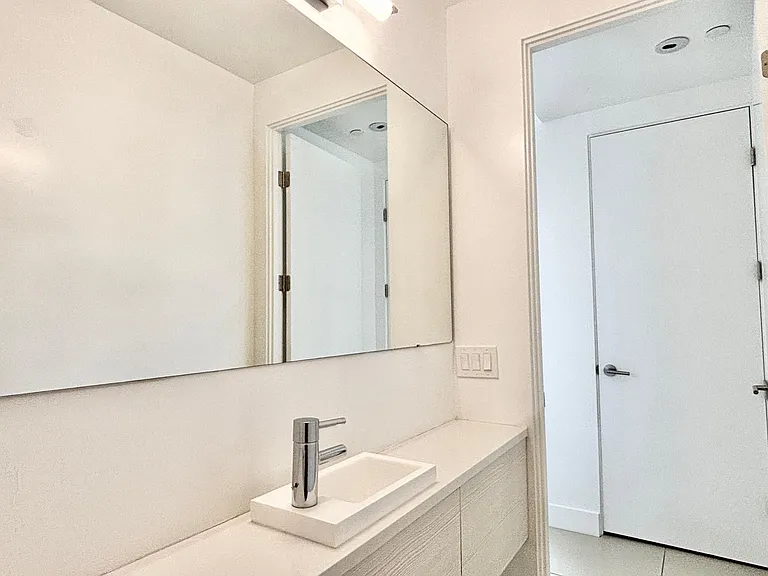 7301 E Minnezona Ave #1007 — Photo 43
