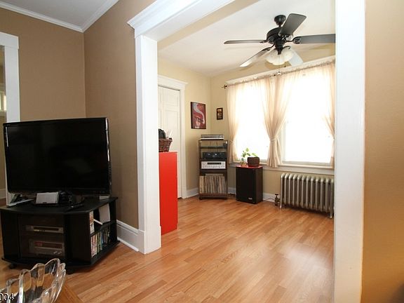 4th image of 712-714 Emerson Ave