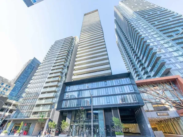 28 Wellesley St E Unit 3504, Toronto, ON M4Y 0C4