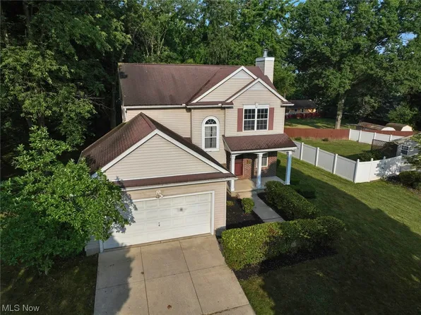 1384 Blake Pl, Akron, OH 44307