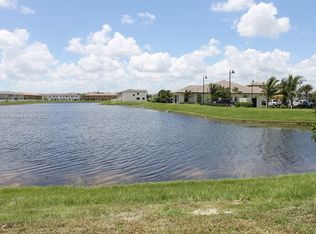 3466 W 97th St #3466, Hialeah, FL 33018