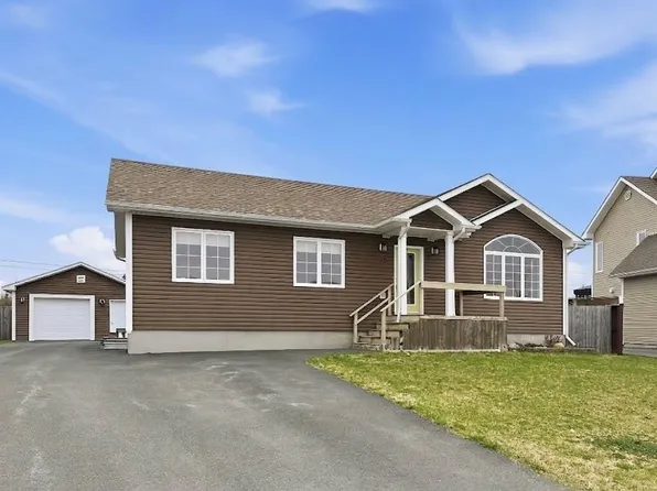 34 Hobbs Street, Gander, NL A1V0E5