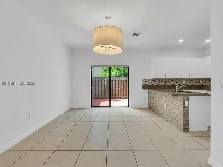 582 NE 207th St #582 — Photo 12