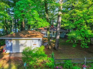 N1401 Speer Rd, Waupaca, WI 54981