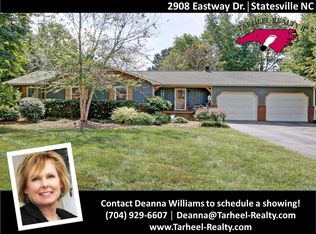 2908 Eastway Dr, Statesville, NC 28625