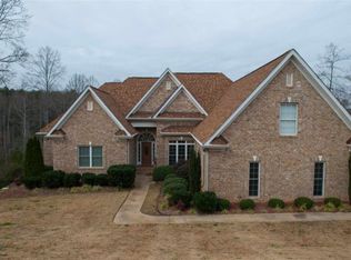 443 Twin Springs Dr, Spartanburg, SC 29301