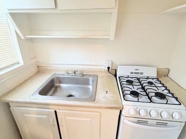 485 Howard Ave #3