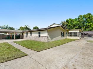 3600 Mosby St, Moss Point, MS 39563