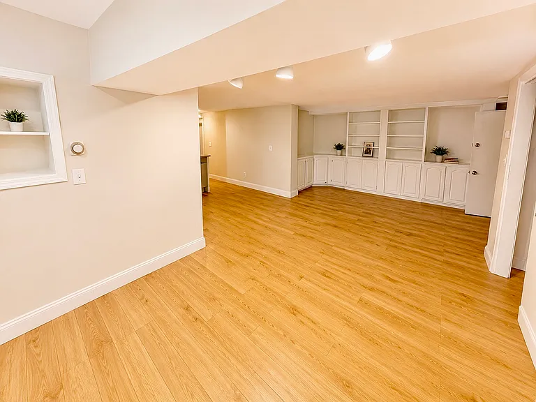 80 Florida St #12 — Photo 3