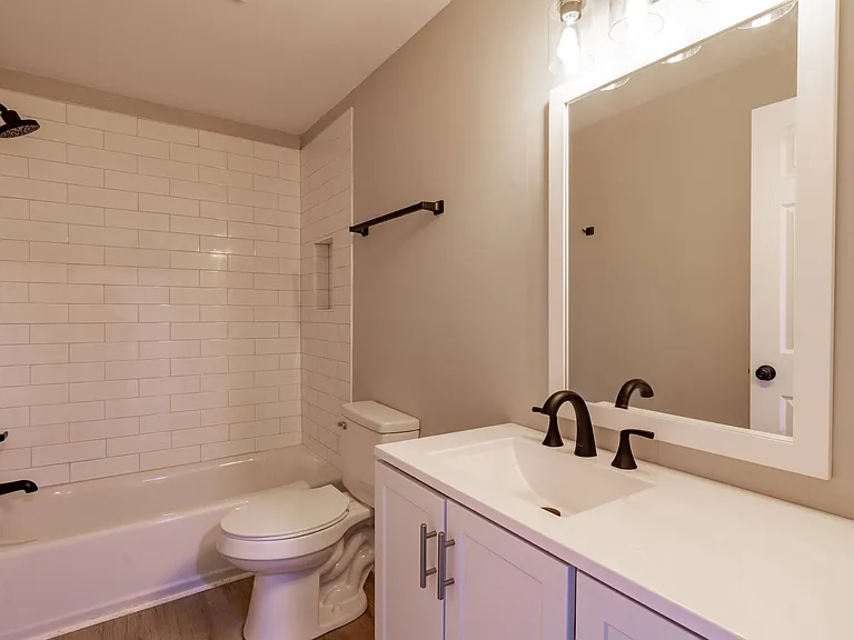 200 James St #1 — Photo 2