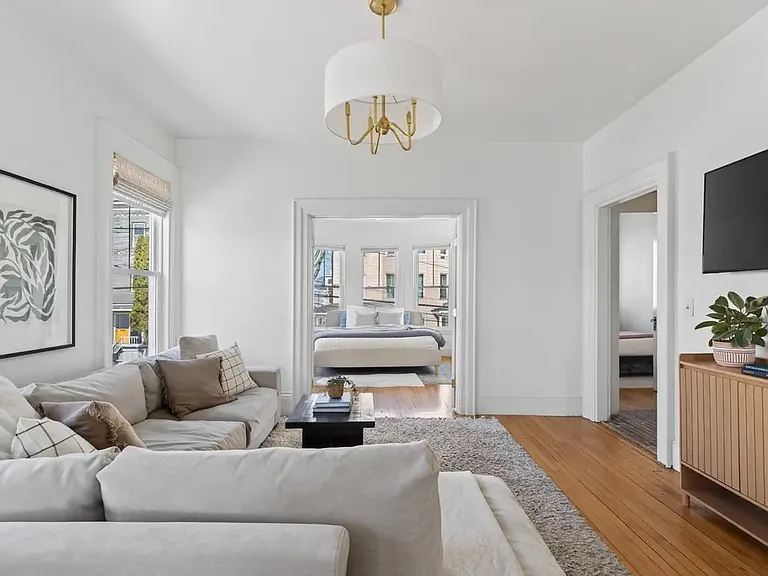62 Saint Lawrence St #2 — Photo 5