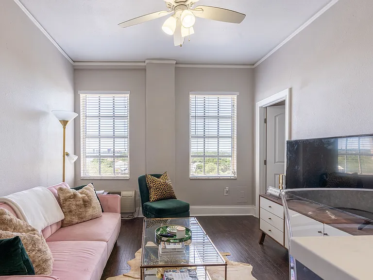 One Bedroom Living Room