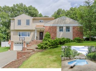 49 Warren Rd, Sparta, NJ 07871