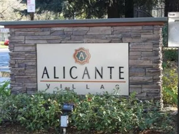 545 Woodside Oaks APT 2, Sacramento, CA 95825