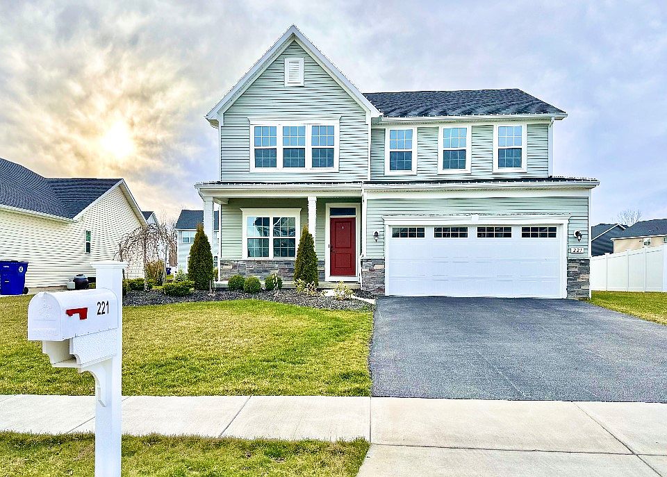 1st image of 221 Lynette Ln