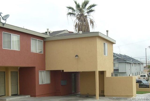 Building Photo 4